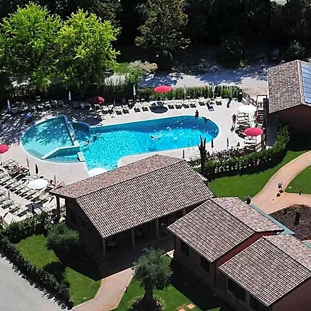 Otel Due Ponti Village Sala (Treviso)