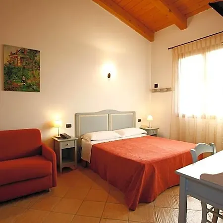 Otel Due Ponti Village Sala (Treviso)