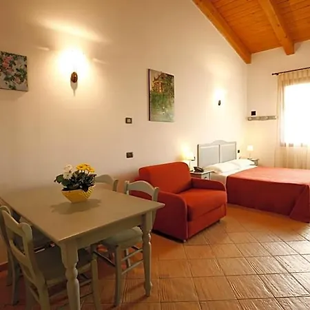 Due Ponti Village Otel Sala (Treviso)